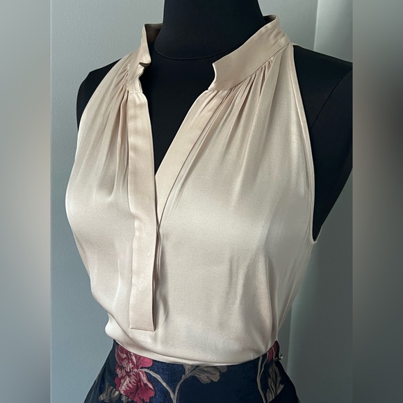 Theory Tops - Theory Silk Blush-tone Split-Neck Shell